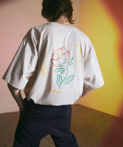 EMMA CLOTHES(エマクローズ)の「ビッグシルエット コットン天竺 アートデザイン半袖カットソー EMMA CLOTHES(Tシャツ/カットソー・メンズ・ホワイト/ブラック/ホワイト系その他/ブラック系その他/ベージュ系その他/パープル系その他/ホワイト系その他2/ホワイト系その他3/ブラック系その他2/ブラック系その他3/ベージュ系その他2/ベージュ系その他3/ベージュ系その他4/パープル系その他2/パープル系その他3/パープル系その他4・M/L)」の10枚目の写真