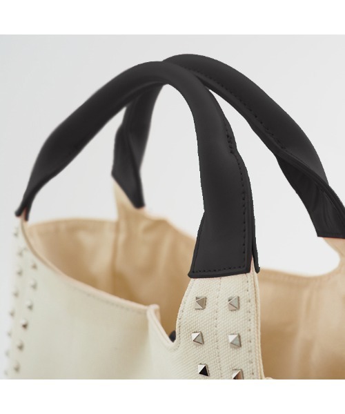 DIAVEL（ディアベル）の「マイクロスタッズトートバッグ【Sサイズ】（トートバッグ・レディース・ホワイト×レッド/ホワイト×ブラック・SMALL）」の16枚目の写真