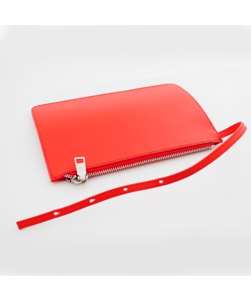 DIAVEL（ディアベル）の「マイクロスタッズトートバッグ【Sサイズ】（トートバッグ・レディース・ホワイト×レッド/ホワイト×ブラック・SMALL）」の4枚目の写真