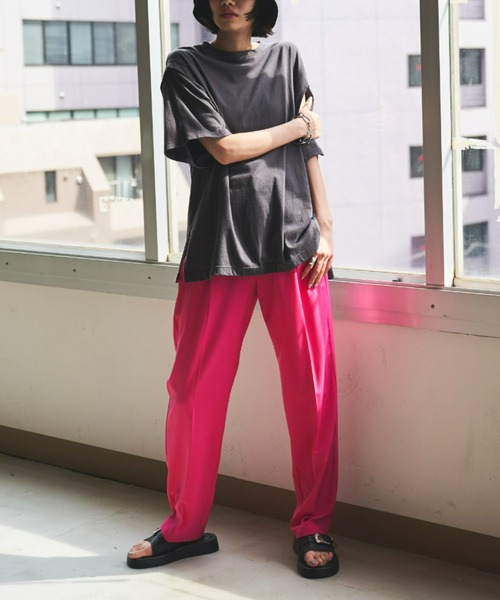 VACANCY（ヴァカンシー）の「マルチ2wayハーフスリーブTシャツ（Tシャツ/カットソー・レディース・ホワイト/チャコールグレー/オレンジ/ブルー・FREE）」の10枚目の写真