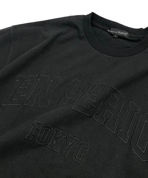En serio TOKYO(エンソリオトーキョー)の「同色刺繍 アーチロゴ ルーズシルエット Tシャツ(Tシャツ/カットソー・メンズ・ブラック/オフホワイト/サックスブルー/ラベンダー/オートミール/グレイッシュベージュ・L/M)」の18枚目の写真