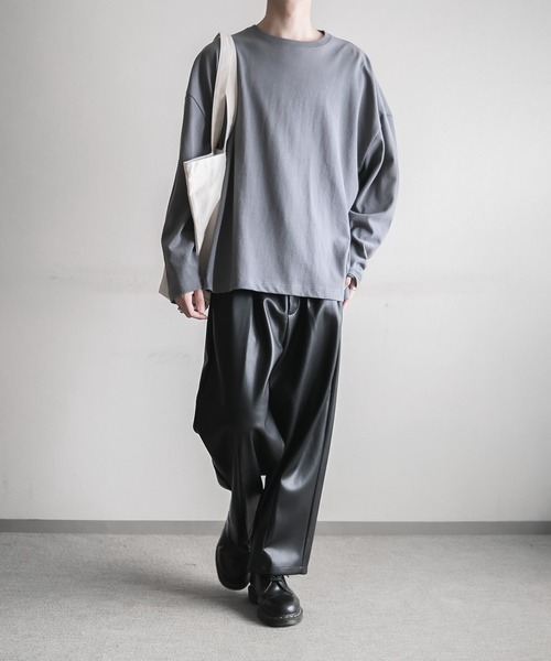 remer（リメール）の「loose tuck wide leather PT/ルーズタックワイドレザーパンツ（その他パンツ・メンズ・ブラック・SMALL/MEDIUM/LARGE）」の16枚目の写真