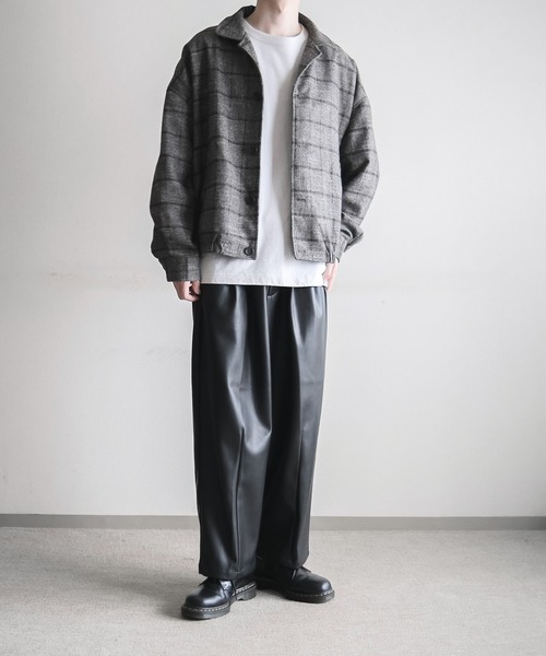remer（リメール）の「loose tuck wide leather PT/ルーズタックワイドレザーパンツ（その他パンツ・メンズ・ブラック・SMALL/MEDIUM/LARGE）」の12枚目の写真