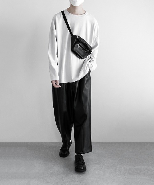 remer（リメール）の「loose tuck wide leather PT/ルーズタックワイドレザーパンツ（その他パンツ・メンズ・ブラック・SMALL/MEDIUM/LARGE）」の21枚目の写真