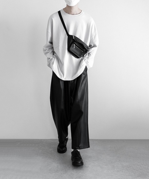 remer（リメール）の「loose tuck wide leather PT/ルーズタックワイドレザーパンツ（その他パンツ・メンズ・ブラック・SMALL/MEDIUM/LARGE）」の22枚目の写真