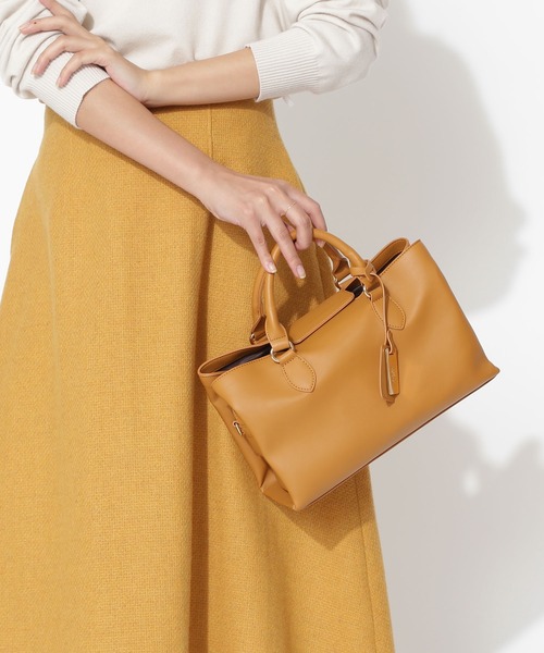 NATURAL BEAUTY BASIC（ナチュラルビューティーベーシック）の「サイドアップショルダー（ショルダーバッグ・レディース・ベージュ/グレー/マスタード・ﾌﾘ-）」の3枚目の写真