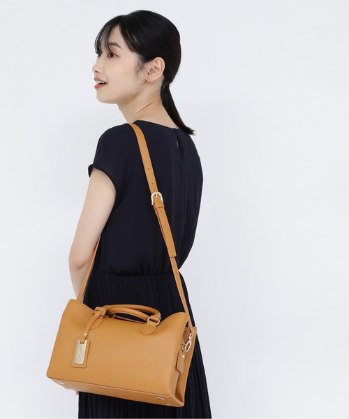 NATURAL BEAUTY BASIC（ナチュラルビューティーベーシック）の「サイドアップショルダー（ショルダーバッグ・レディース・ベージュ/グレー/マスタード・ﾌﾘ-）」の14枚目の写真