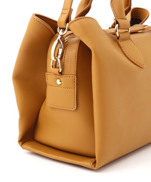 NATURAL BEAUTY BASIC（ナチュラルビューティーベーシック）の「サイドアップショルダー（ショルダーバッグ・レディース・ベージュ/グレー/マスタード・ﾌﾘ-）」の21枚目の写真