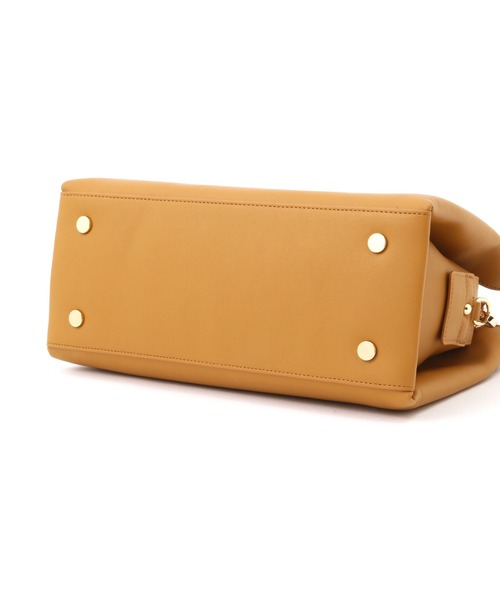 NATURAL BEAUTY BASIC（ナチュラルビューティーベーシック）の「サイドアップショルダー（ショルダーバッグ・レディース・ベージュ/グレー/マスタード・ﾌﾘ-）」の22枚目の写真