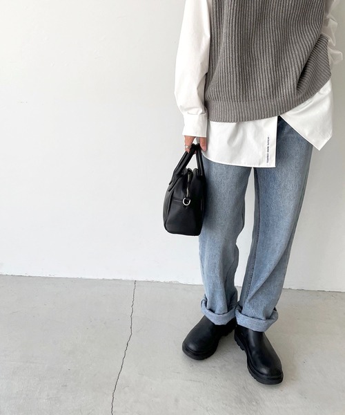 CANAL JEAN（キャナルジーン）の「RED CHOP WORKS(レッドチョップワークス) Vネックニットベスト（ベスト・レディース・ベージュ/ヘザーグレー・38）」の7枚目の写真