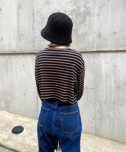 WHO'S WHO gallery（フーズフーギャラリー）の「ボーダーコンパクトトップス（Tシャツ/カットソー・レディース・ブラック/ベージュ/ブラウン/オフホワイト・FREE）」の11枚目の写真