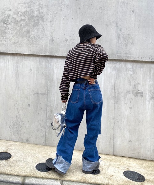 WHO'S WHO gallery（フーズフーギャラリー）の「ボーダーコンパクトトップス（Tシャツ/カットソー・レディース・ブラック/ベージュ/ブラウン/オフホワイト・FREE）」の13枚目の写真