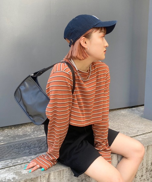 WHO'S WHO gallery（フーズフーギャラリー）の「ボーダーコンパクトトップス（Tシャツ/カットソー・レディース・ブラック/ベージュ/ブラウン/オフホワイト・FREE）」の20枚目の写真