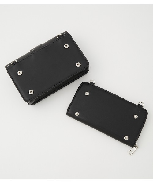 AZUL by moussy(アズールバイマウジー)の「BELT DESIGN WALLET BAG/ベルトデザインウォレットバッグ(ショルダーバッグ・レディース・ブラック/ライトカーキ/アイボリー・FREE)」の13枚目の写真