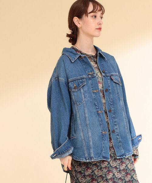 Ray BEAMS（レイビームス）の「LEVI’S(R) / SHACKET TRUCKER ジャケット（デニムジャケット・レディース・ブルー系その他4・ONE SIZE）」の2枚目の写真