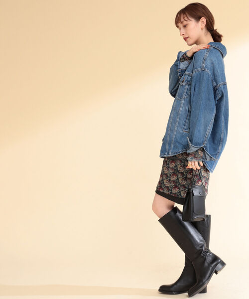 Ray BEAMS（レイビームス）の「LEVI’S(R) / SHACKET TRUCKER ジャケット（デニムジャケット・レディース・ブルー系その他4・ONE SIZE）」の5枚目の写真