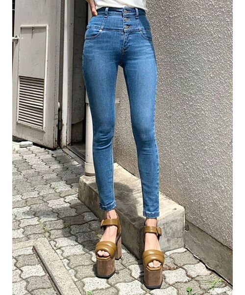 EMODA(エモダ)の「【ELDER】FIXハイウエストデニム(デニムパンツ・レディース・ブラック/インディゴブルー/ブルー/ネイビー・SMALL/MEDIUM/X-SMALL)」の1枚目の写真