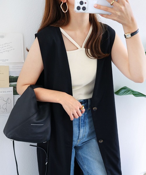 andme（アンドミー）の「レーヨンリネンVネックロングジレ（ベスト・レディース・ブラック/グレー系その他/ブラウン/キナリ/イエロー/レッド・M）」の4枚目の写真