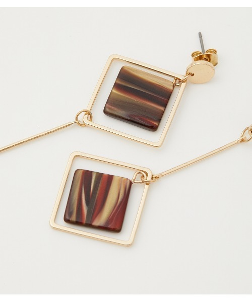 AZUL by moussy（アズールバイマウジー）の「ASYMMETRY MARBLE EARRINGS/アシンメトリーマーブルイヤリング（ピアス（両耳用）・レディース・ブラック系その他/ブラウン系その他/ベージュ系その他・FREE）」の5枚目の写真