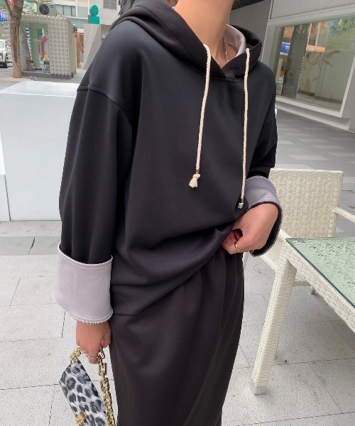 Diosfront（ディオスフロント）の「オーバーサイズパーカー+センタースリットスカートセットアップ（セットアップ・レディース・ブラウン/キャメル/スモークピンク/チャコールグレー/ブラック/ベージュ/ブルー・M/L/XL）」の2枚目の写真