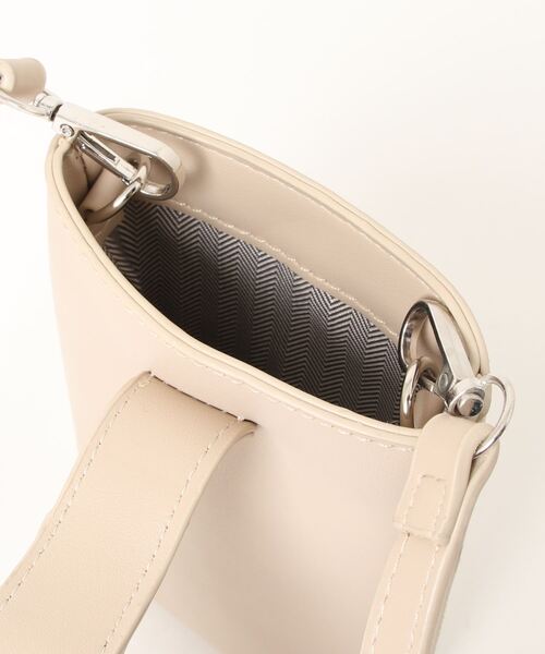 VitaFelice(ヴィータフェリーチェ)の「スマホスクエアミニショルダーバッグ(ショルダーバッグ・レディース・ブラック/ベージュ/ブラウン/レッド/ブルー系その他・FREE)」の7枚目の写真