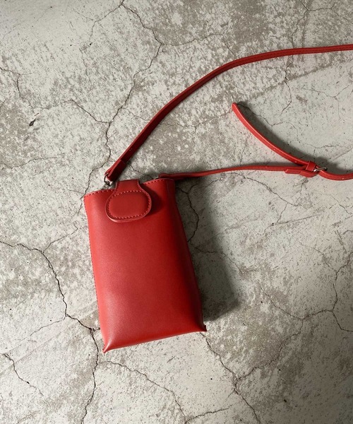 VitaFelice(ヴィータフェリーチェ)の「スマホスクエアミニショルダーバッグ(ショルダーバッグ・レディース・ブラック/ベージュ/ブラウン/レッド/ブルー系その他・FREE)」の5枚目の写真