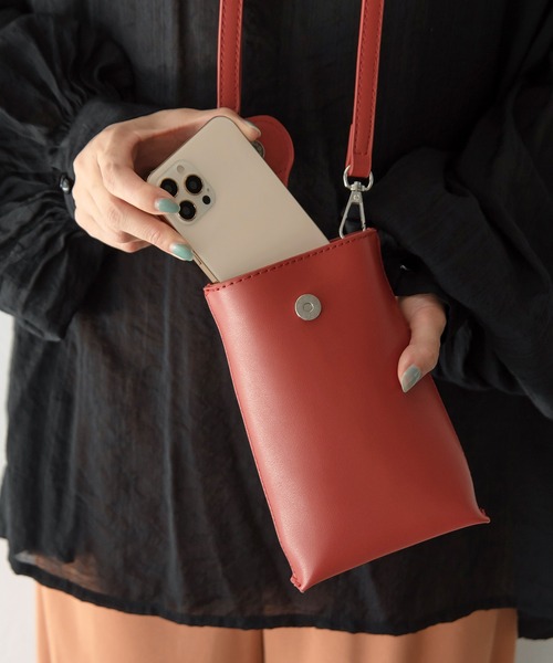 VitaFelice(ヴィータフェリーチェ)の「スマホスクエアミニショルダーバッグ(ショルダーバッグ・レディース・ブラック/ベージュ/ブラウン/レッド/ブルー系その他・FREE)」の12枚目の写真