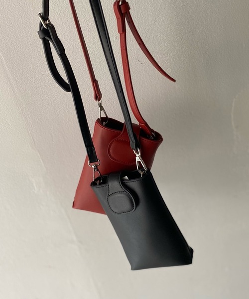 VitaFelice(ヴィータフェリーチェ)の「スマホスクエアミニショルダーバッグ(ショルダーバッグ・レディース・ブラック/ベージュ/ブラウン/レッド/ブルー系その他・FREE)」の21枚目の写真