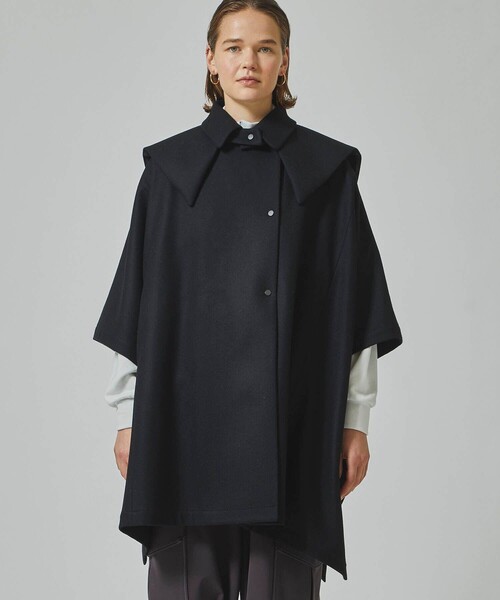A + TOKYO（エープラストウキョウ）の「2WAYセーラーカラー/つけ襟/ウールポンチョケープコート（ステンカラーコート・レディース・ブラック/ベージュ/ライトブルーグレー・FREE）」の7枚目の写真