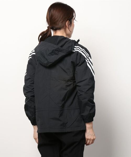 adidas（アディダス）の「24/7 ウインドブレーカー ジャケット