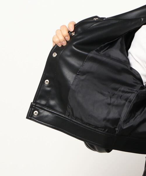 ENVYM（アンビー）の「フェイクレザーステッチＪＫ（その他アウター・レディース・ブラック/ベージュ・FREE）」の8枚目の写真