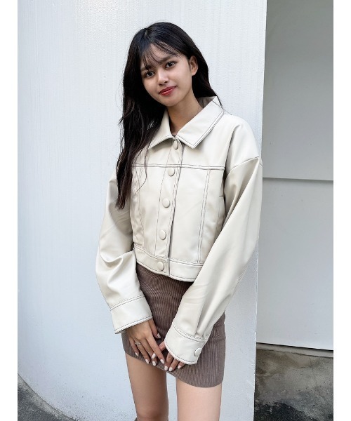 ENVYM（アンビー）の「フェイクレザーステッチＪＫ（その他アウター・レディース・ブラック/ベージュ・FREE）」の2枚目の写真