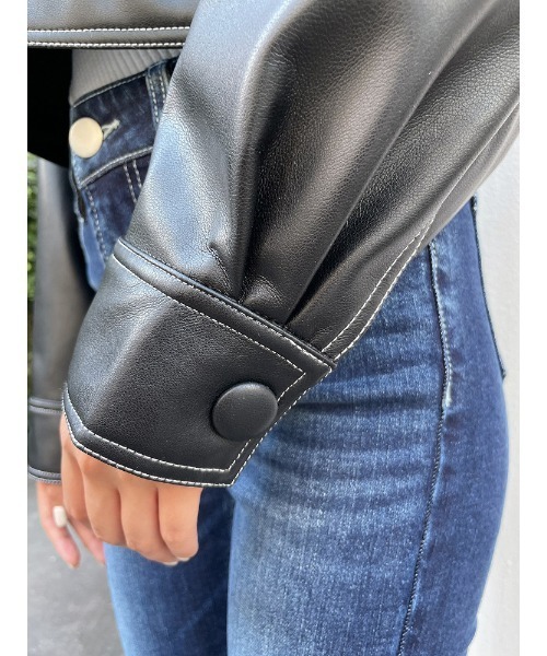 ENVYM（アンビー）の「フェイクレザーステッチＪＫ（その他アウター・レディース・ブラック/ベージュ・FREE）」の11枚目の写真