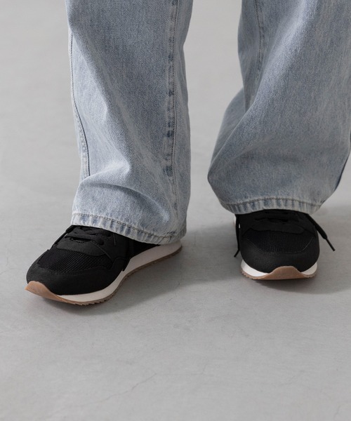 menue（メヌエ）の「コンビネーションスニーカー（スニーカー・レディース・オフホワイト/ブラック/ベージュ系その他・21.5cm/22.5cm/23.5cm/24.5cm/25.5cm/26.5cm）」の17枚目の写真
