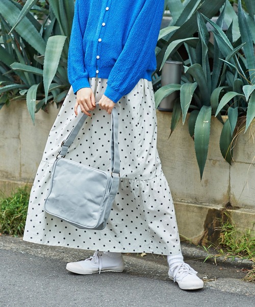 PAR ICI（パーリッシィ）の「【WEB別注】ateliers PENELOPE  BOXショルダーBAG（ショルダーバッグ・レディース・グレー/レッド/グリーン/ネイビー/マスタード/ライトグレー・FREE）」の2枚目の写真