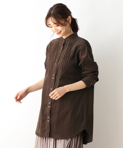 SHOO・LA・RUE（シューラルー）の「◆ピンタックコーデュロイシャツ（シャツ/ブラウス・レディース・ダークブラウン/オフホワイト/オリーブ・00）」の6枚目の写真