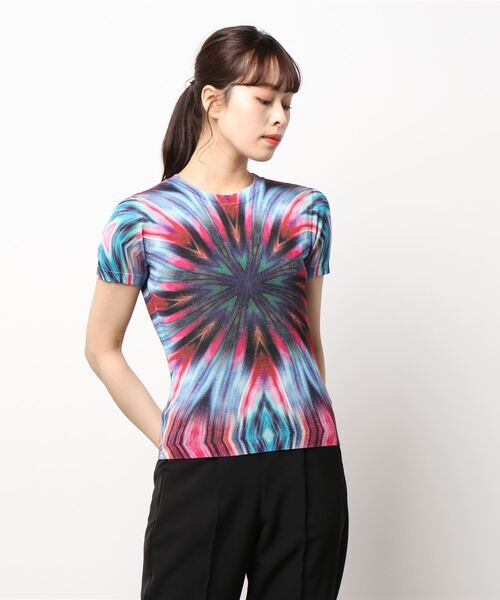 Desigual（デシグアル）の「万華鏡スタイル Tシャツ（Tシャツ/カットソー・レディース・マルチ・XL/XS/S/M/L）」の4枚目の写真