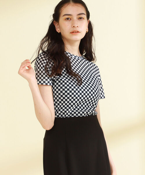 Ray BEAMS（レイビームス）の「Ray BEAMS / チェッカー プリント ハーフスリーブ Tシャツ（Tシャツ/カットソー・レディース・ブラック/イエロー系その他5・ONE SIZE）」の22枚目の写真