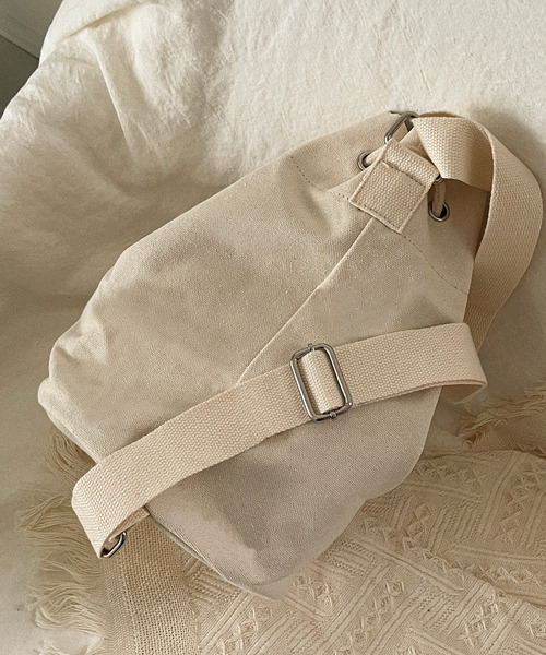 etade（エタード）の「【etade】canvas bucket bag etda22s003（バックパック/リュック・レディース・ブラック/オフホワイト・FREE）」の19枚目の写真