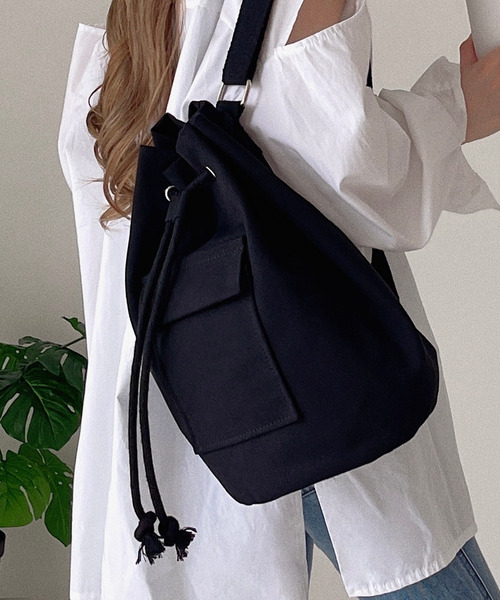 etade（エタード）の「【etade】canvas bucket bag etda22s003（バックパック/リュック・レディース・ブラック/オフホワイト・FREE）」の9枚目の写真