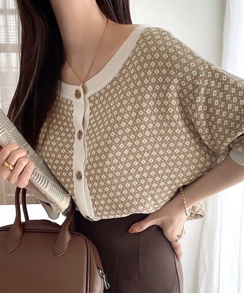 classicalelf（クラシカルエルフ）の「一目惚れ、2wayジャガードニットカーディガン（カーディガン/ボレロ・レディース・ブラック/ベージュ/パープル/ブルー/グリーン/キャメル・SMALL/MEDIUM/LARGE/X-LARGE）」の3枚目の写真