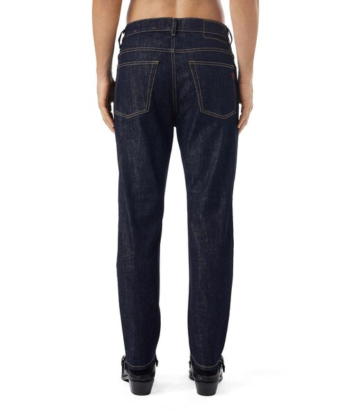 DIESEL(ディーゼル)の「DIESEL SS22 メンズ デニムパンツ テーパード サステナブル(デニムパンツ・メンズ・インディゴブルー・33inch/28inch/30inch/26inch/29inch/34inch/27inch/31inch/32inch/36inch)」の10枚目の写真