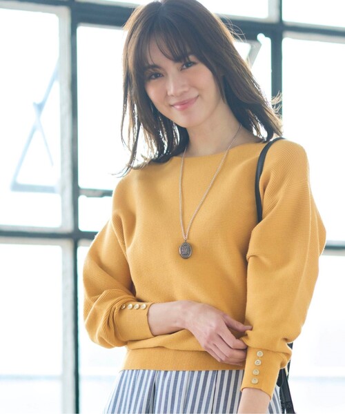 DRESKIP(ドレスキップ)の「◆もちもちガ-タ-袖口ボタンニット(ニット/セーター・レディース・グリーン/ブラック系2/アイボリー/レモンイエロー・03/02/04)」の5枚目の写真