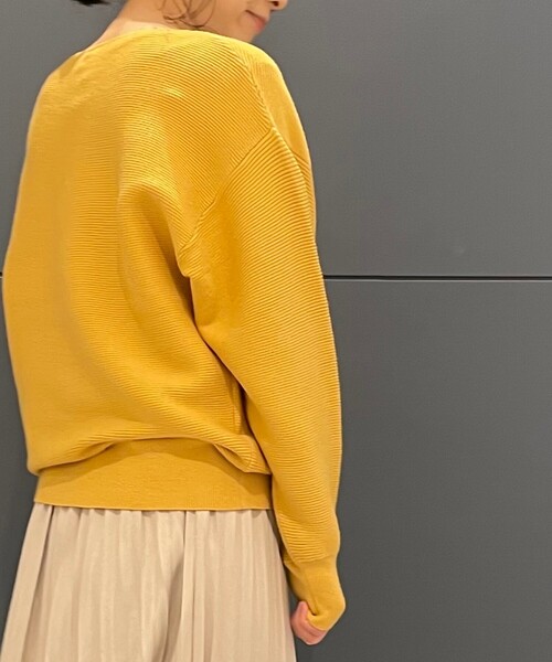 DRESKIP(ドレスキップ)の「◆もちもちガ-タ-袖口ボタンニット(ニット/セーター・レディース・グリーン/ブラック系2/アイボリー/レモンイエロー・03/02/04)」の17枚目の写真