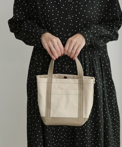 URBAN RESEARCH DOORS（アーバンリサーチドアーズ）の「交野カバン×DOORS 帆布ミニトート（ハンドバッグ・レディース・ベージュ/ネイビー/ピンク系その他/グリーン系その他・ONE）」の2枚目の写真