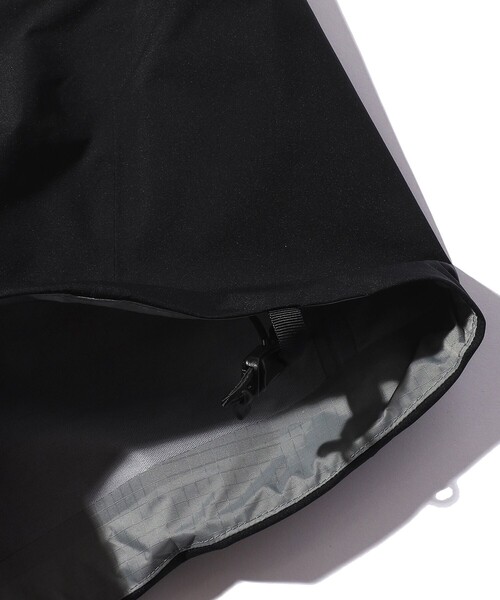 ARC'TERYX（アークテリクス）の「ARC'TERYX/アークテリクス BETA JACKET/ベータ ジャケット（ブルゾン・メンズ・ブラック/ダークネイビー/インディゴブルー・SMALL/MEDIUM/X-SMALL/LARGE/X-LARGE/XX-LARGE）」の5枚目の写真