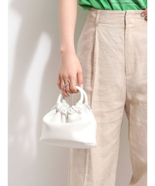 Ungrid（アングリッド）の「ギャザーハンドミニバッグ（ハンドバッグ・レディース・ブラック/オフホワイト/ピンク/イエロー/オレンジ・FREE）」の22枚目の写真