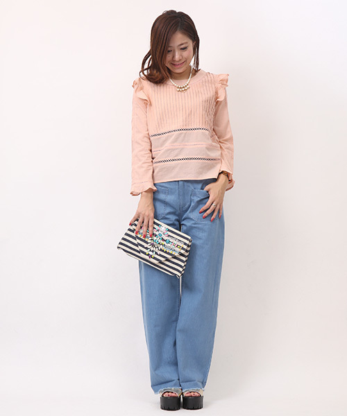 mystic（ミスティック）の「ピンタック長袖フリルブラウス（シャツ/ブラウス・レディース・オフホワイト/ブラック/ブルー/ピンク/エメラルド・FREE）」の6枚目の写真