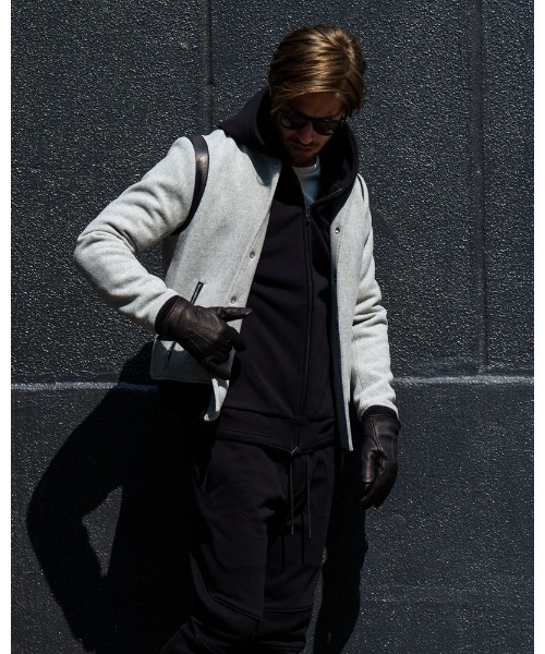 wjk（ダヴルジェイケイ）の「leather groves（手袋・メンズ・ブラック/ネイビー・FREE）」の4枚目の写真