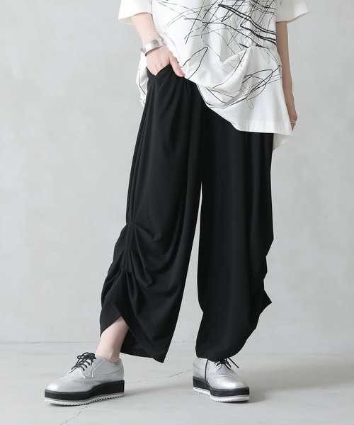 n'OrLABEL（ノアールレーベル）の「【廃盤】『ドレープタックパンツ』（その他パンツ・レディース・ライトグレー/ブラック/ダークブルー・FREE）」の2枚目の写真